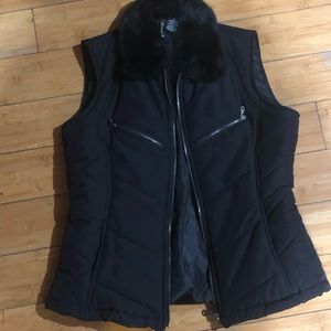 Faux fur collar vest